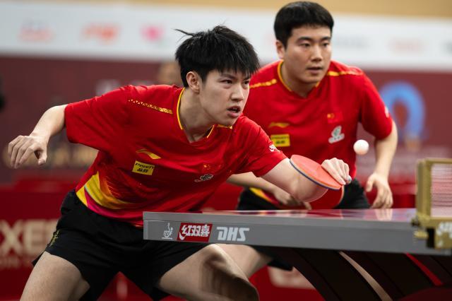 1747925240959001942.jpg (体育)(7)乒乓球——世乒赛:梁靖崑_黄友政无缘男双八强XxjpseC007063_20250521_PEPFN0A001.jpg